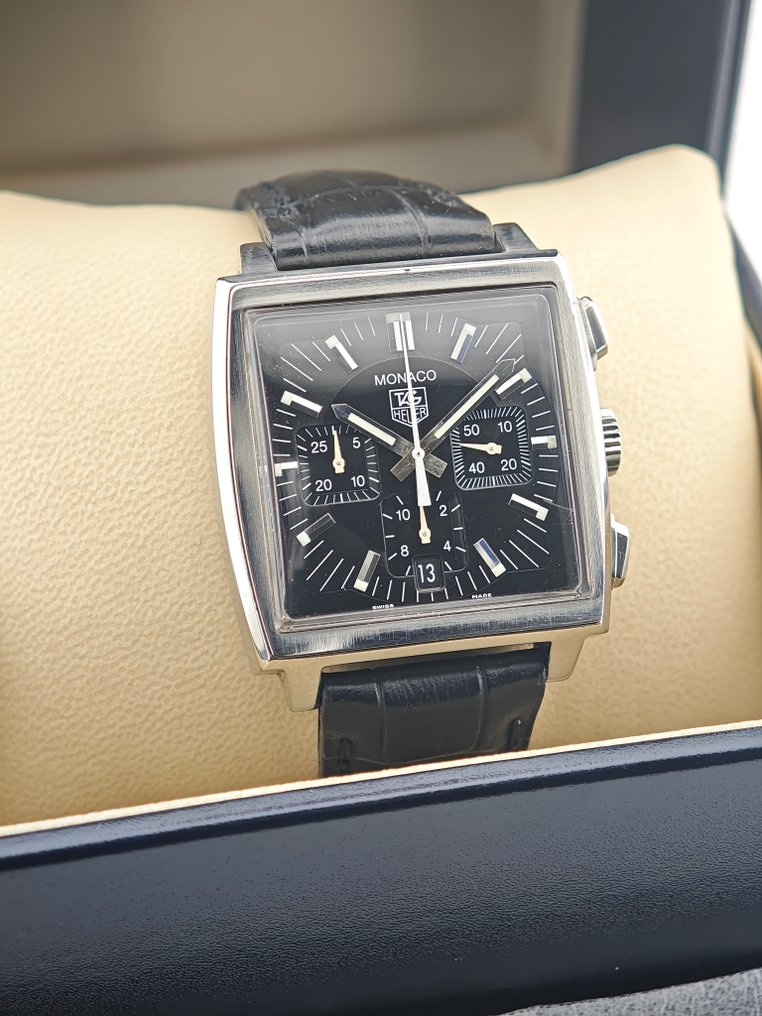 TAG Heuer - Monaco - Ref. CW2111 - Miehet - 2000-2010  #2.1