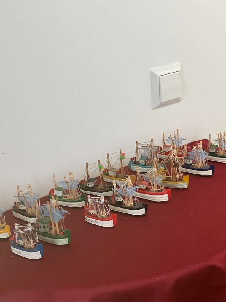 航海物件  (16) - 16 verschillendr kotters - 木 #2.1