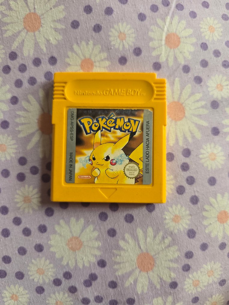 Nintendo - Gameboy Classic - Pokémon Yellow (ESP) - Video game #1.0