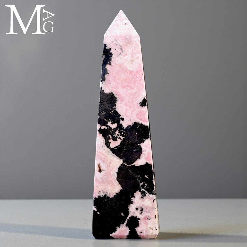 Rhodonite Sculptures Rhodonite Tower with Galena – Peru - Height: 100 mm - Width: 24 mm- 166 g #1.0