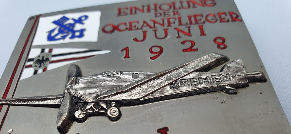 Badge - Pre War Grille Badge - EINHOLUNG DER OCEANFLIEGER - 1928 - Germany - 20th - early (WW I) #3.2