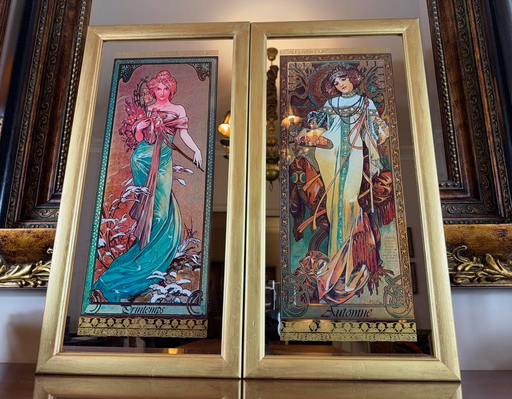 Mucha, Alphonse (après) - Veggspeil (2)- «Høst» & «Vår» - Krystall - "The Four Seasons" 58 cm. #1.0