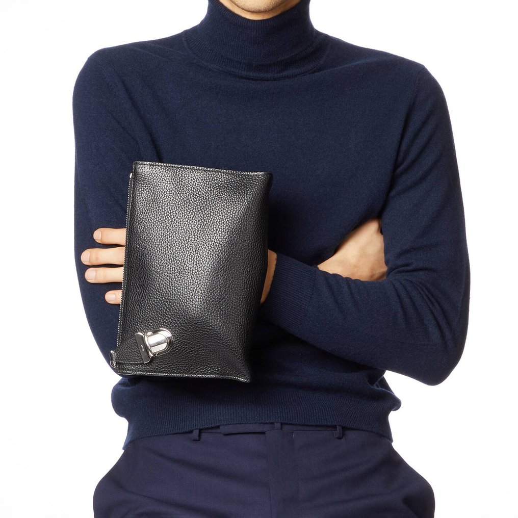 Bally - 手抓包 #1.0