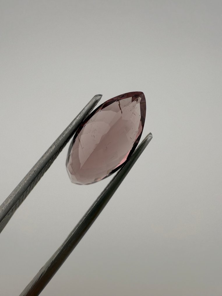 Ingen mindstepris - 1 pcs Lyserød Turmalin - 3.55 ct - Instituto Gemólogico Español (IGE) #4.3