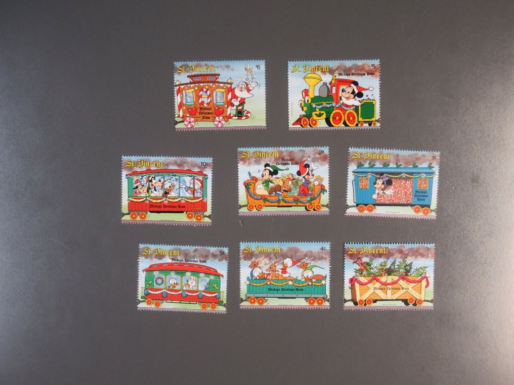 不同的国家  - 56个不同的迪士尼完整句子 #2.1