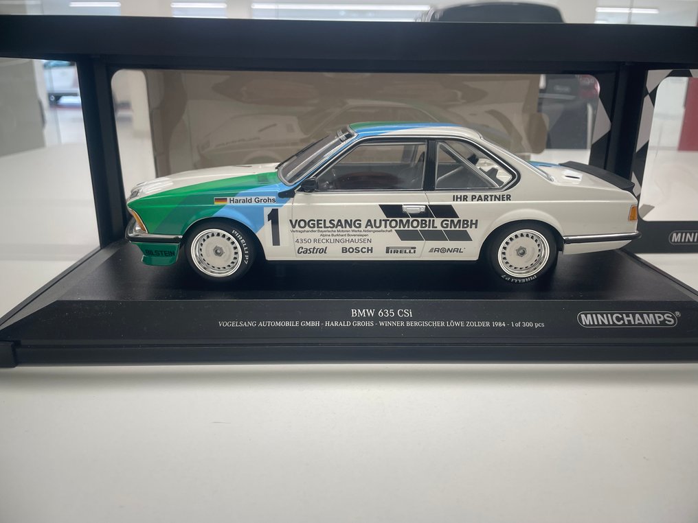 Minichamps 1:18 - Machetă mașină - BMW 635 CSi #1.0