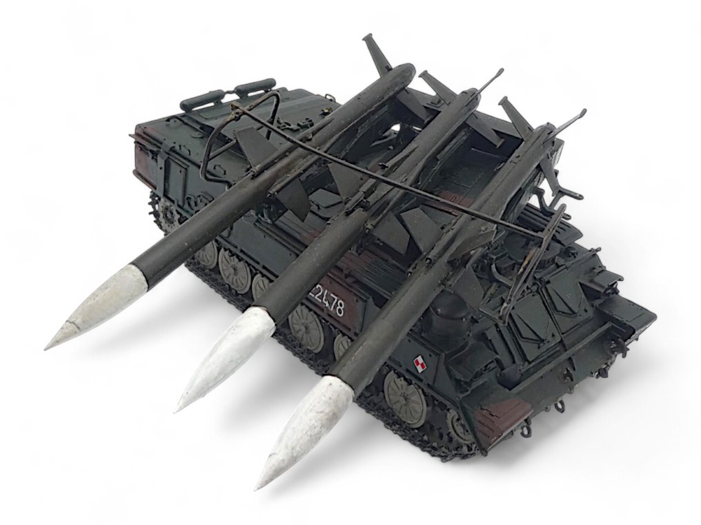 Krasnaya Armiya (URSS) 1:35, 1:43, 1:72 - Model military vehicle (3) - 2K12 Kub / Strela-1 (SA-9 Gaskin) / Sd.Kfz. 251 - All power to the Soviets. #1.0