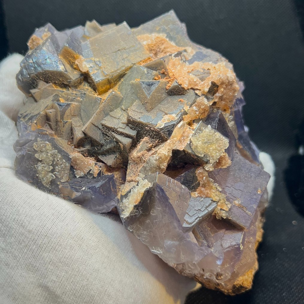 1,17 κιλά Royal Violet Fluorit με Calcit – Αρχιτεκτονικό κορυφαίο κομμάτι – Σκάρντου – 1,17 κιλά Κρύσταλλοι στη μήτρα- 1.17 kg #2.1