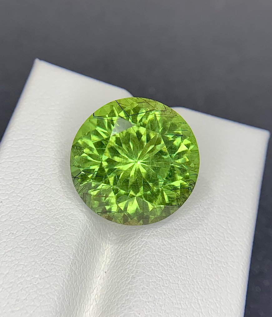 沒有保留價 貴橄欖石  - 17.49 ct - 國際有色寶石協會 (ICA GemLab) - 稀有的 Ludwigite #1.0