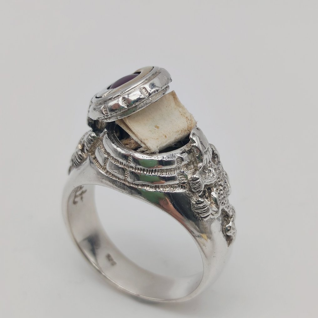No reserve price - Ring Silver - Poison Ring #1.0