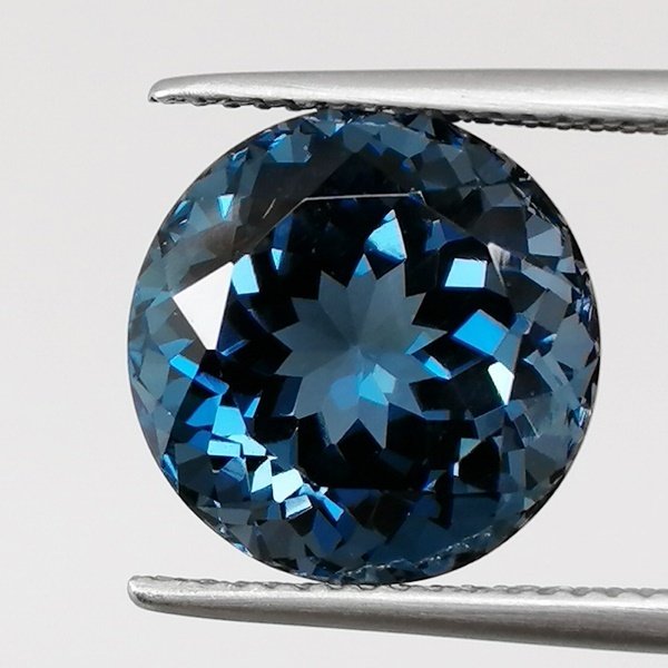 蓝色 黄宝石  - 11.74 ct - 西班牙宝石学院（IGE） #1.0