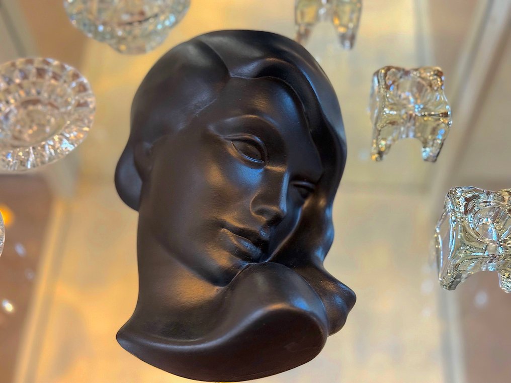 Cortendorf - Albert Strunz - 雕塑, Jonge Vrouw - 24 cm - 陶瓷 #3.2