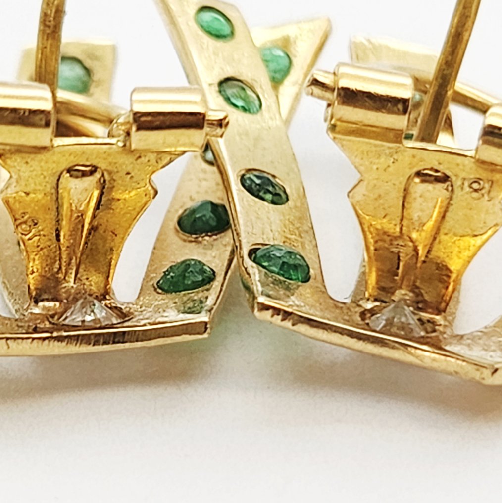 Oorbellen - 18 karaat Geel goud -  1.80ct. tw. Smaragd - Diamant #4.3