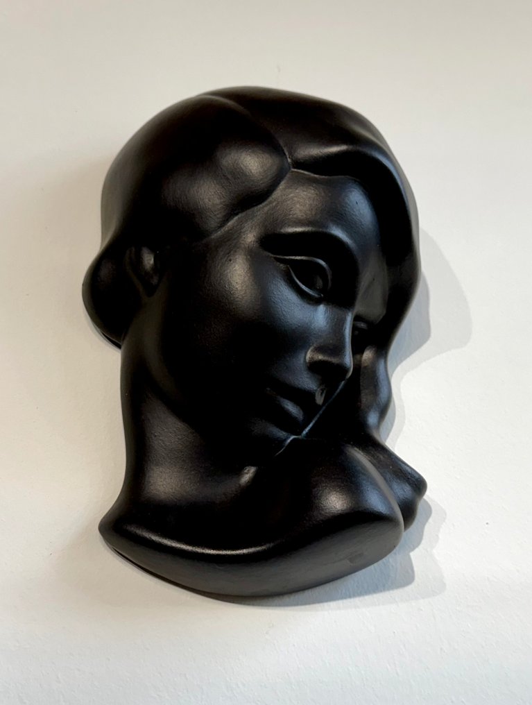 Cortendorf - Albert Strunz - 雕塑, Jonge Vrouw - 24 cm - 陶瓷 #1.0