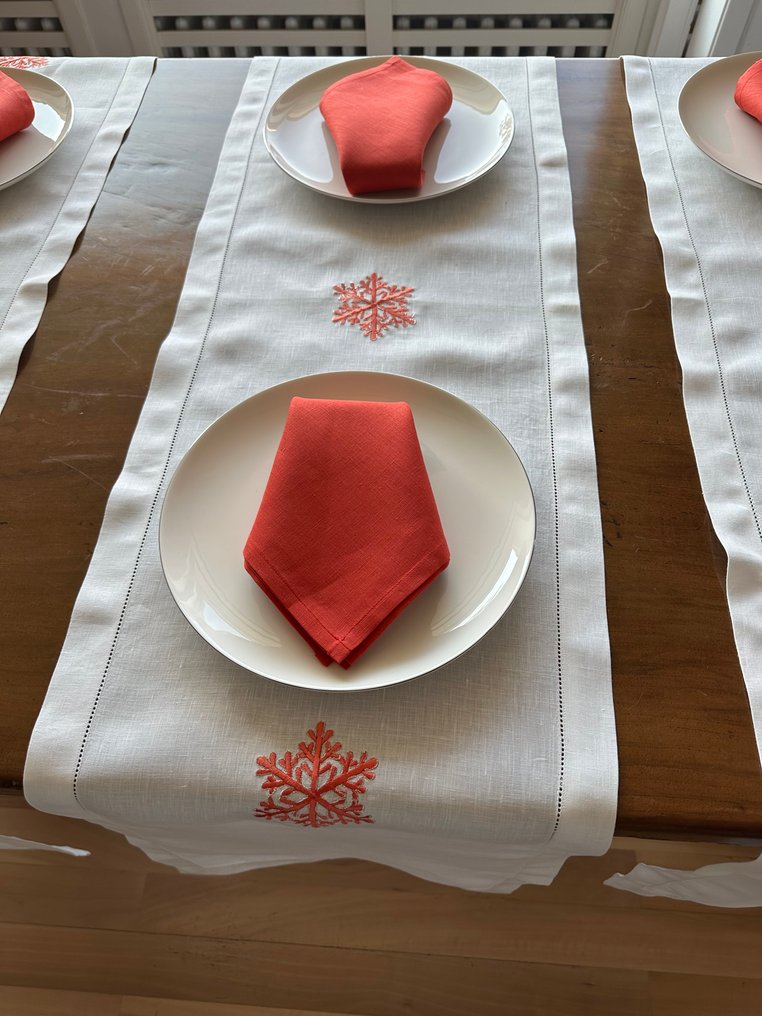 Cristina Linassi- Venezia - Tablecloth (9) - 170 cm - 37 cm - Handmade embroidery on linen. #3.2