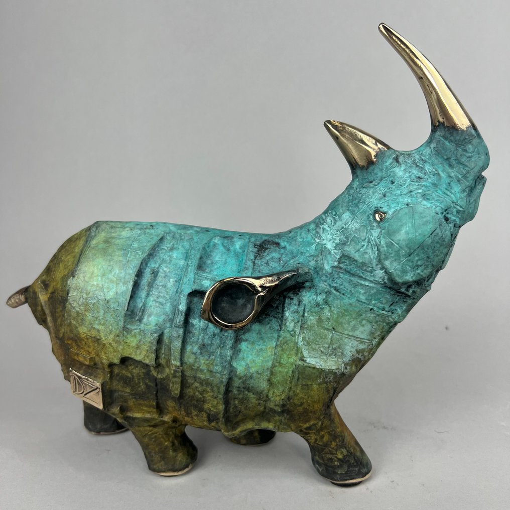 Dariusz Zielinski - 雕刻, The rhino - (bronze) - 24 cm - 青銅色 - 2025 #4.3