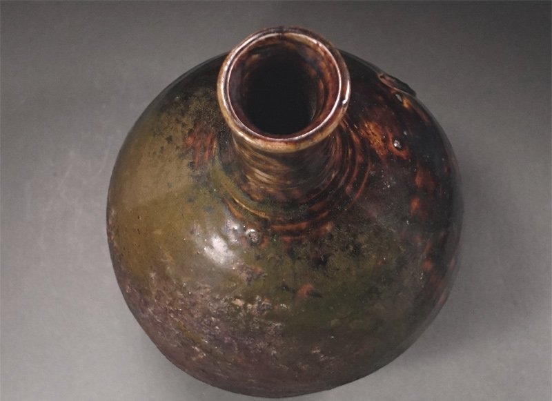 非常精美的唐津花瓶（清酒瓶），韩国风格 - 唐津烧 - 陶瓷 - 日本 - Early Edo period #4.3