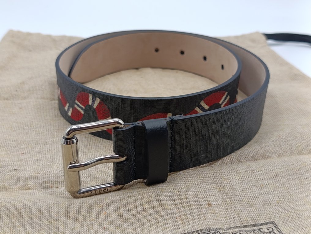 Gucci - Taille 70 - 28 / 434520 . K501N . 70 . 28 . 480199 - Vyö #2.1