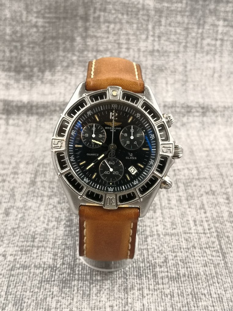 Breitling - J Class Chronograph - A 53067  80290 - Miehet - 1980-1989  #1.0