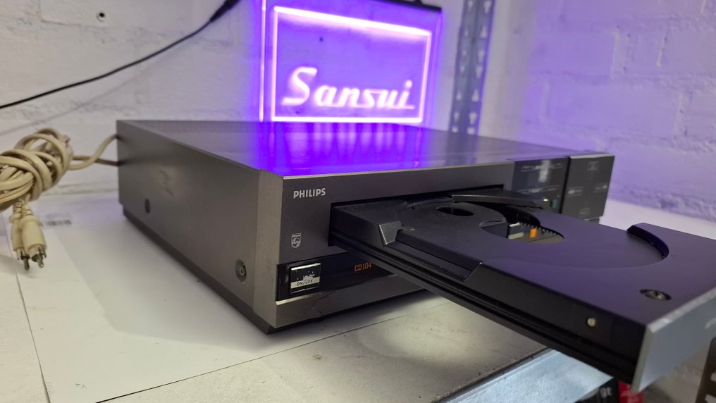 Philips - CD-104 CD player #2.1