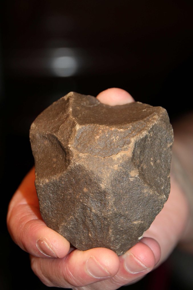 Παλαιολιθική Πήλινα racloir, nucléus - 90 mm  (χωρίς τιμή ασφαλείας) #1.0