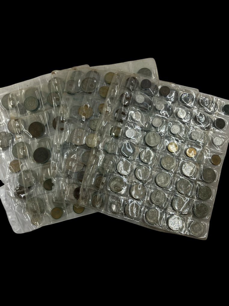 Świat. Lot of 230 coins of the world - mixed lot, several dates (Bez ceny minimalnej
) #2.1