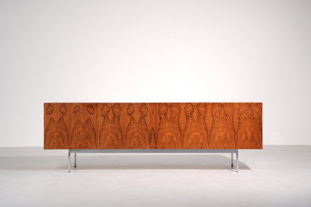 Behr - Dieter Waeckerlin - Astiakaappi - B40 - Puu #1.0