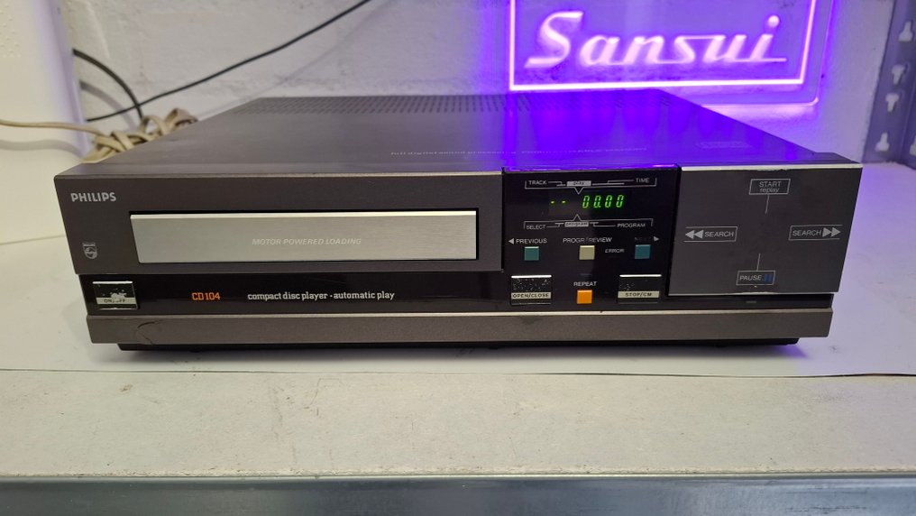 Philips - CD-104 CD player #1.0