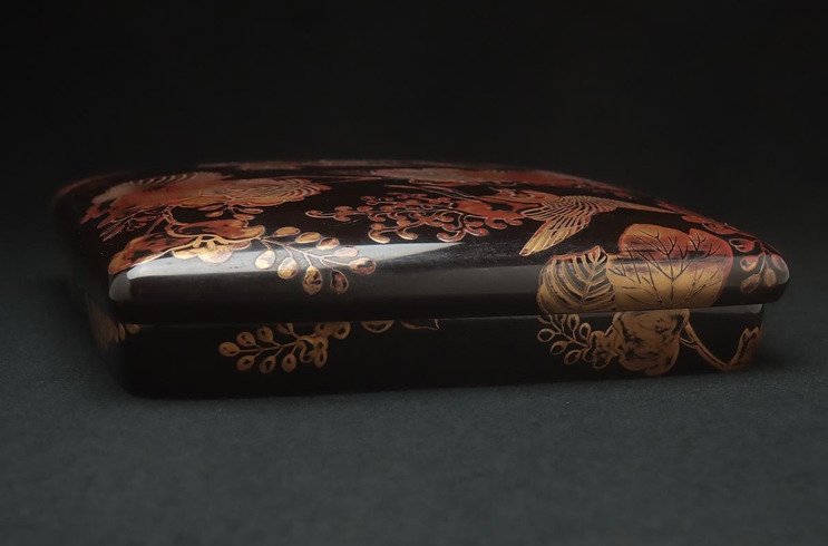 Κομψό παραδοσιακό ιαπωνικό κουτί γραφής (suzuribako), με επικάλυψη lacquerwork maki-e. - Ξύλο - Ιαπωνία - 1868-1926 #3.2