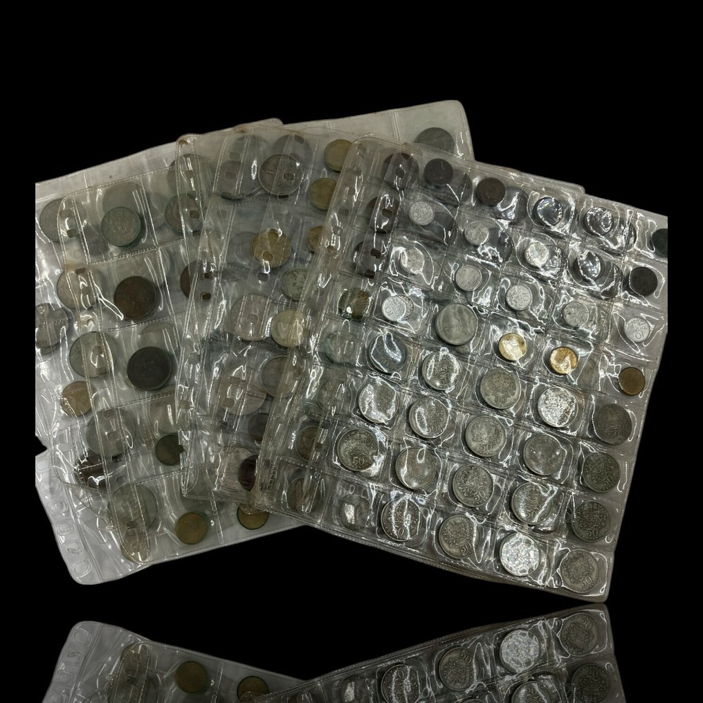 Świat. Lot of 230 coins of the world - mixed lot, several dates (Bez ceny minimalnej
) #1.0