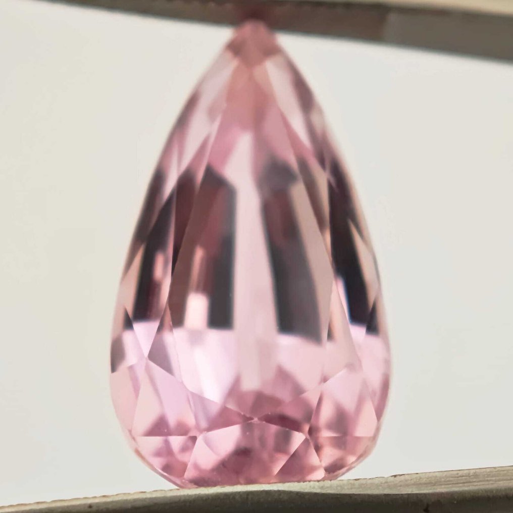 Fără preț de rezervă Spodumene - 15.16 ct - ALGT (Laboratorul pentru testarea pietrelor prețioase din Anvers) - Pink / Yellow Spodumene #1.0