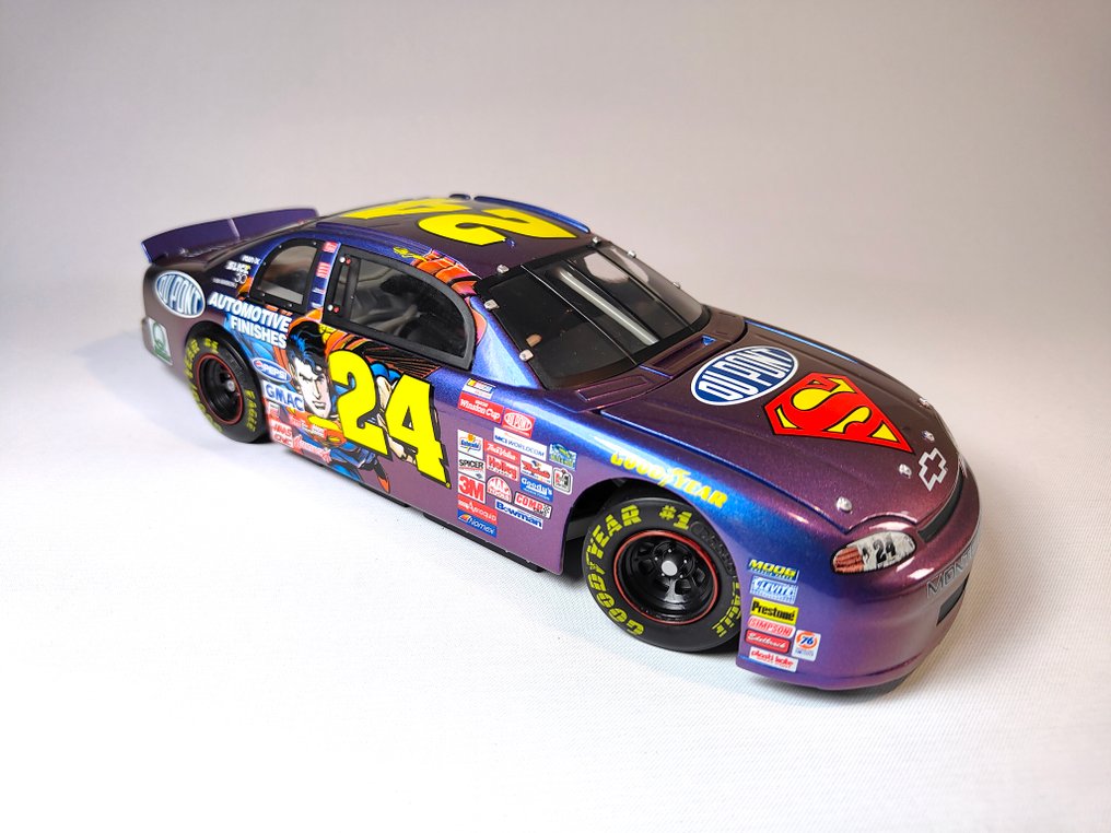 Revell 1:18 - Miniatura de carro - Chevrolet Monte Carlo Nascar 'Superman' - Jeff Gordon - Na embalagem original #1.0