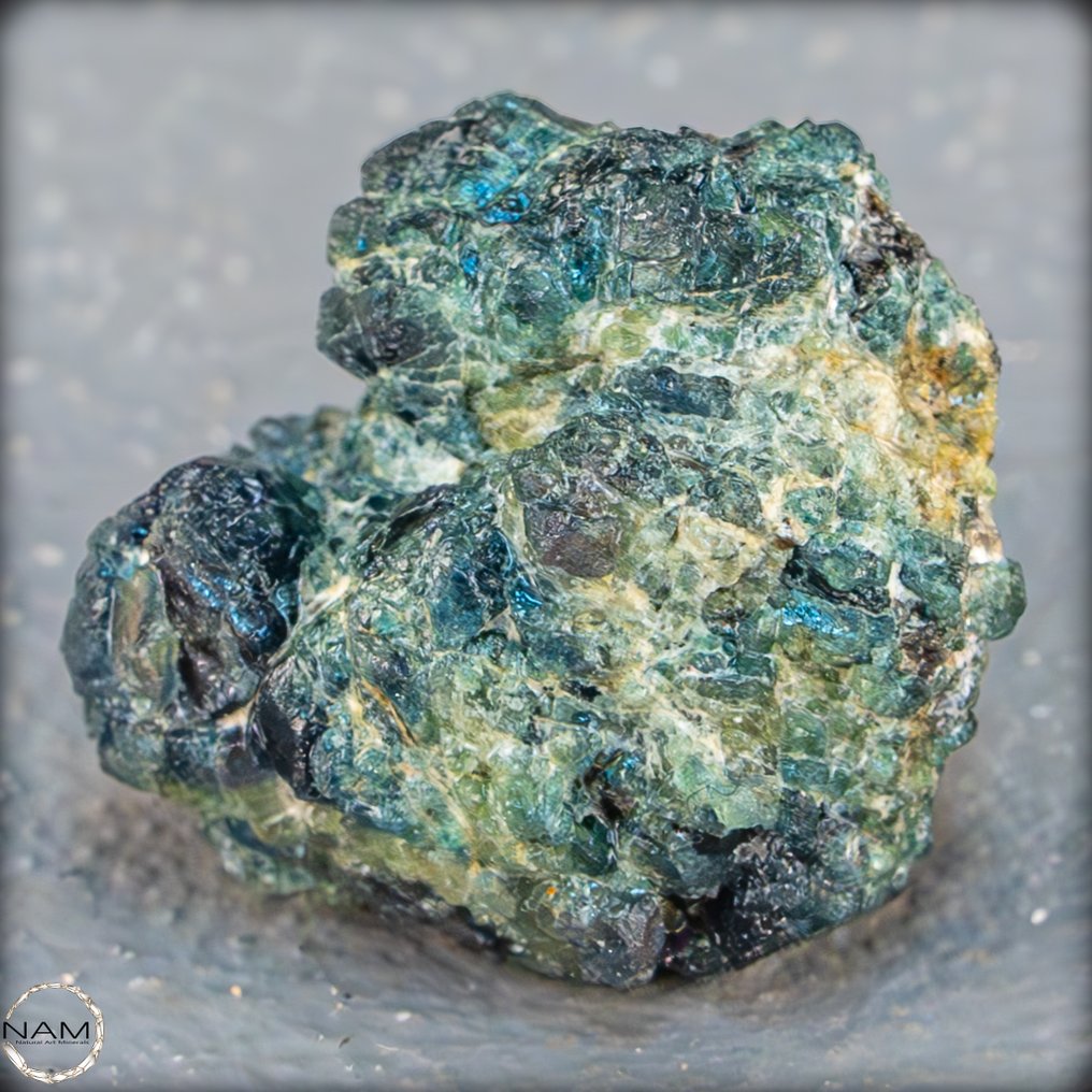 来自津巴布韦Masvingo的天然青色碧玺水晶 自然的杰作，具有神奇的变色，23.60 克拉- 4.72 g #4.3