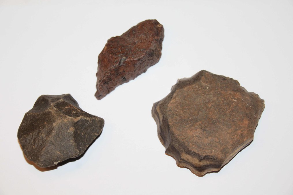 Παλαιολιθική Πήλινα racloir, nucléus - 90 mm  (χωρίς τιμή ασφαλείας) #1.0