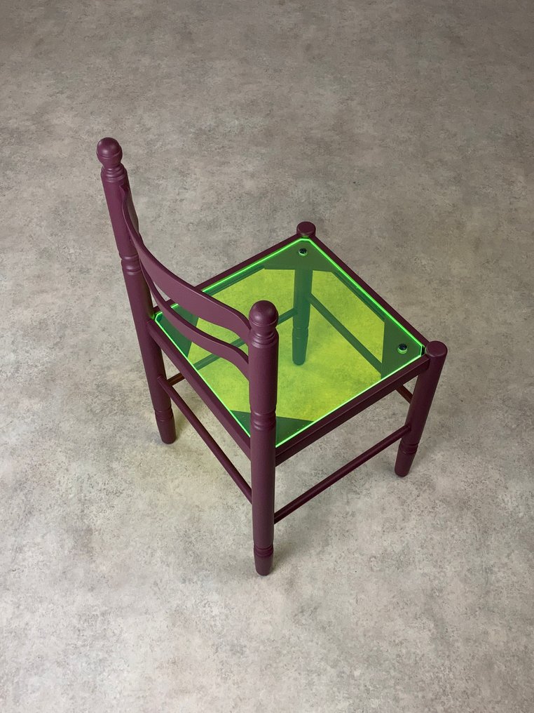 Nicola Beger - Nicola Beger - Sedia - Legno, plexiglass - Sedia aubergine con plexi #1.0