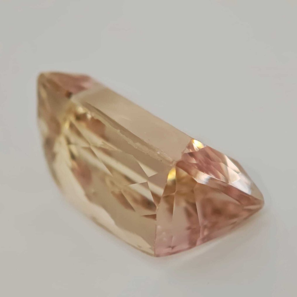 Zonder Minimumprijs Spodumeen  - 37.79 ct - Antwerp Laboratory for Gemstone Testing (ALGT) - Bi-Color Spodumene #3.2