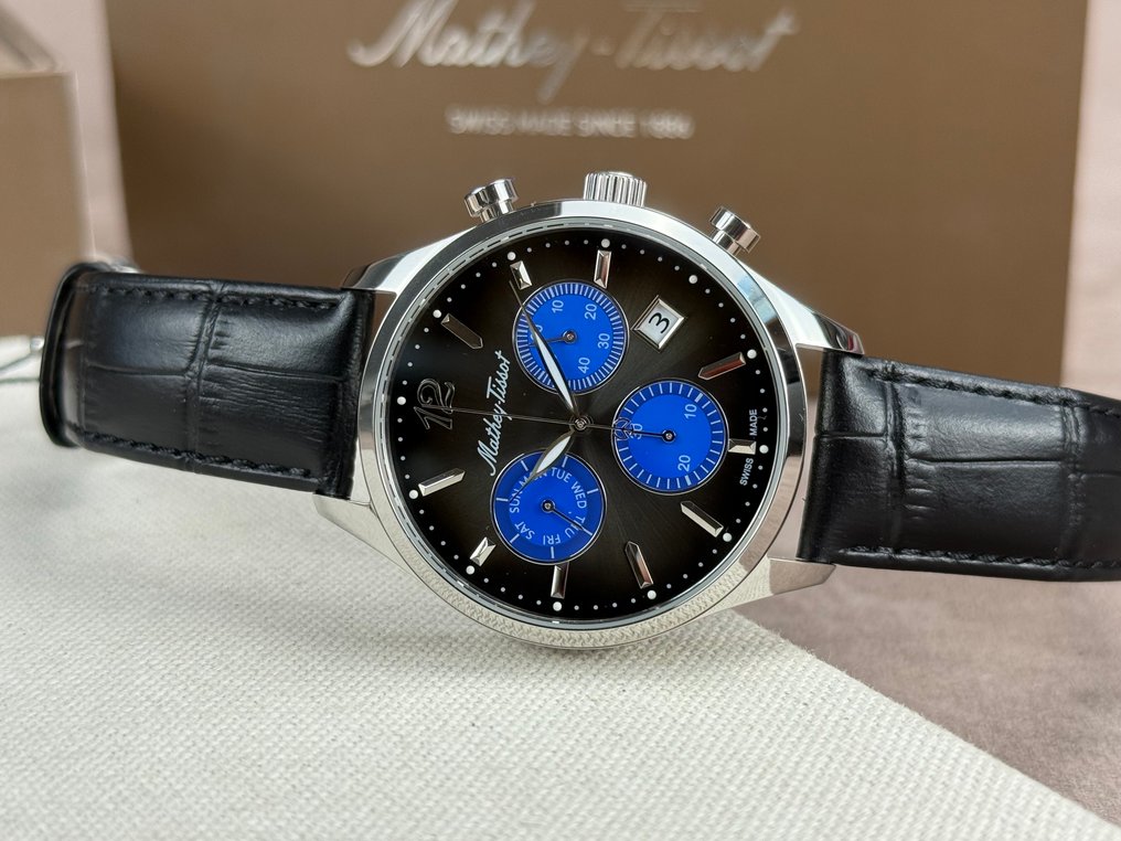 Mathey-Tissot - Urban Chronograph Date Black/Blue - Nincs minimálár - H411CHALMB - Férfi - 2020+ #3.2