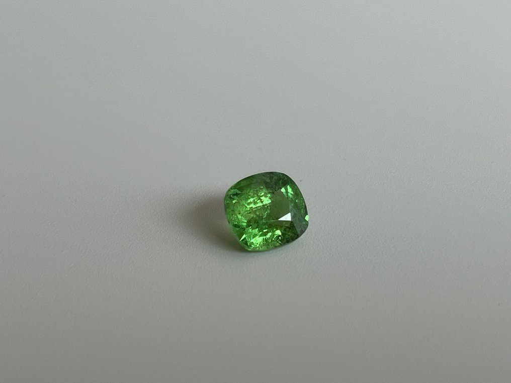 1 pcs Vert Tsavorite - 2.28 ct - Antwerp Laboratory for Gemstone Testing (ALGT) #4.3