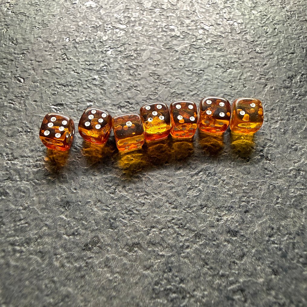 Natural Baltic amber mini dice in clear cognac colour - Amber - succinite  (No Reserve Price) #4.3