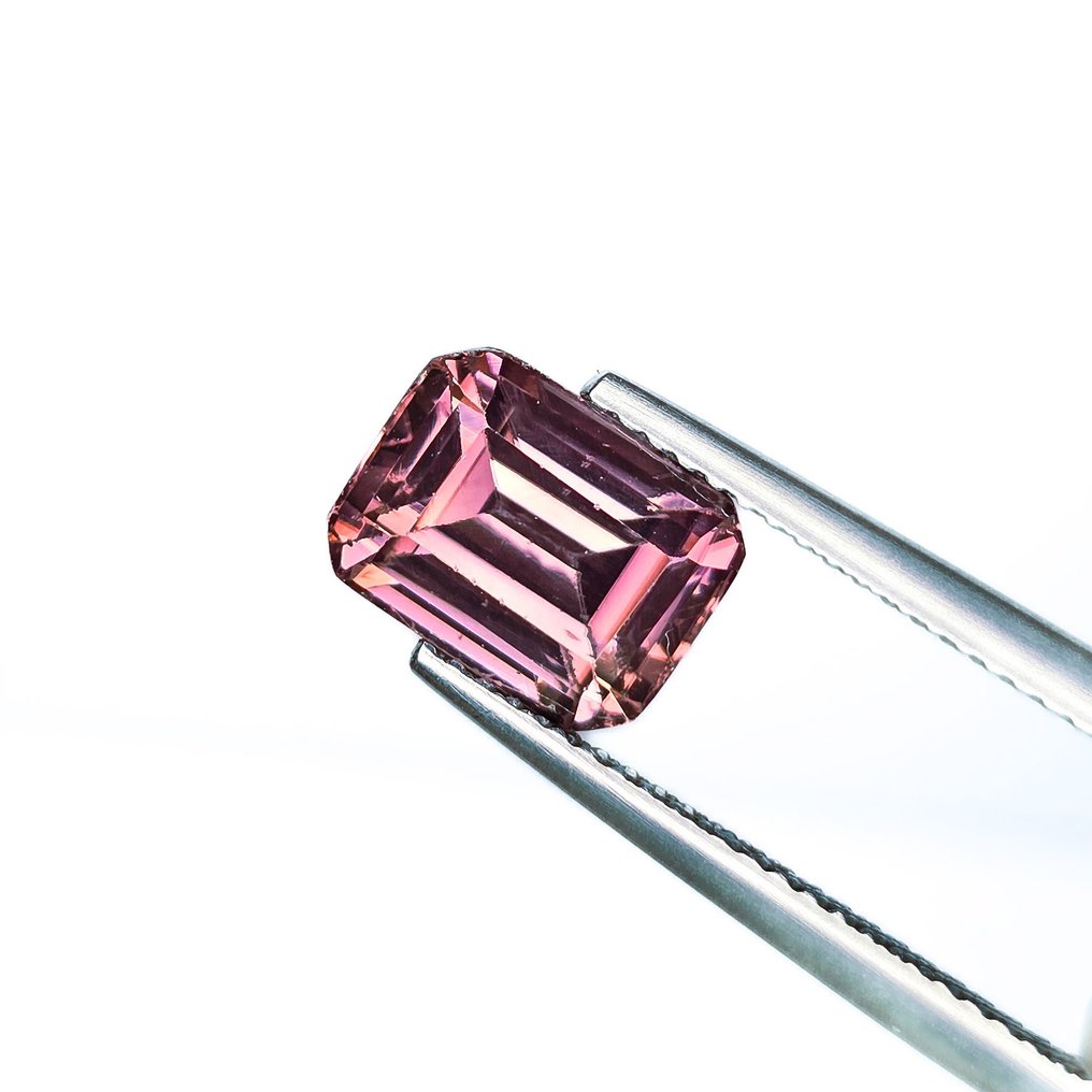 χωρίς τιμή ασφαλείας Μωβ Ζιρκόν  - 4.34 ct - International Gemological Institute (IGI) #3.2