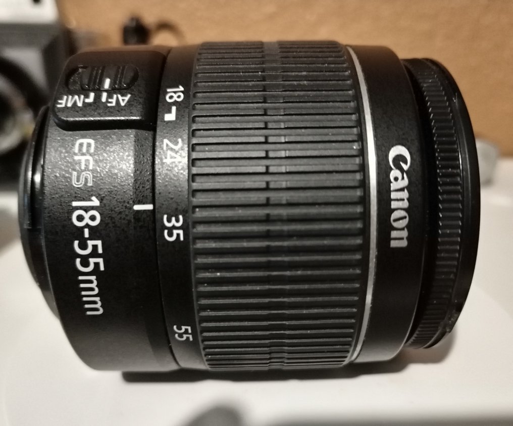 Canon EOS 600D + EF-S 18-55 III Digitalt refleks kamera (DSLR) #4.3