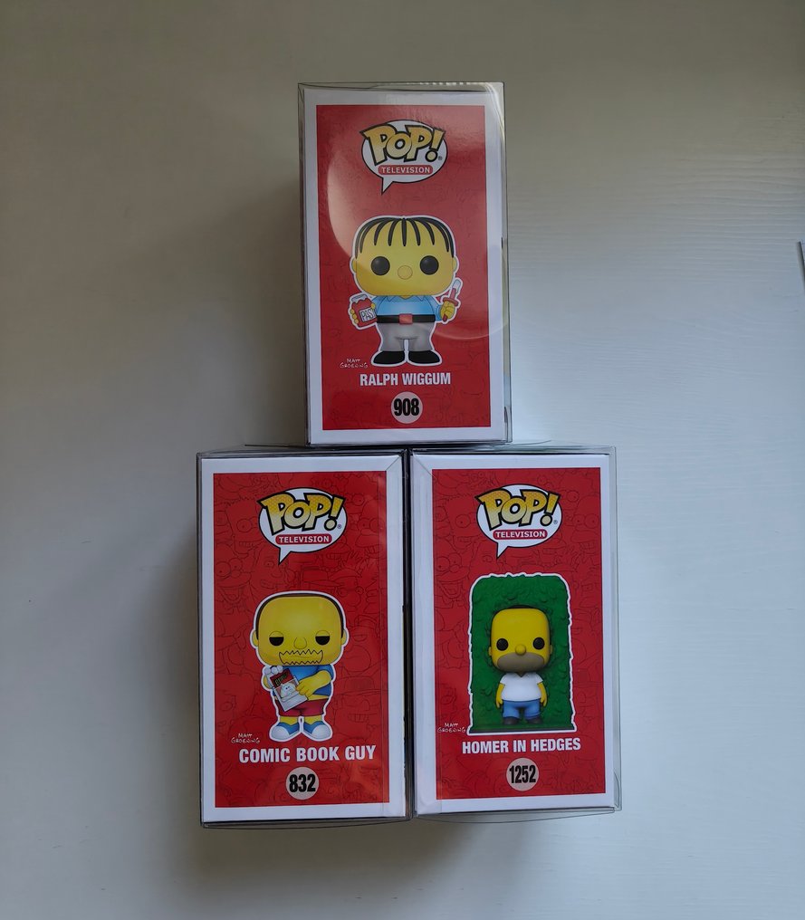 Funko  - Funko Pop Ralph Wiggum; Comic Book Guy; Homer in Hedges #3.2