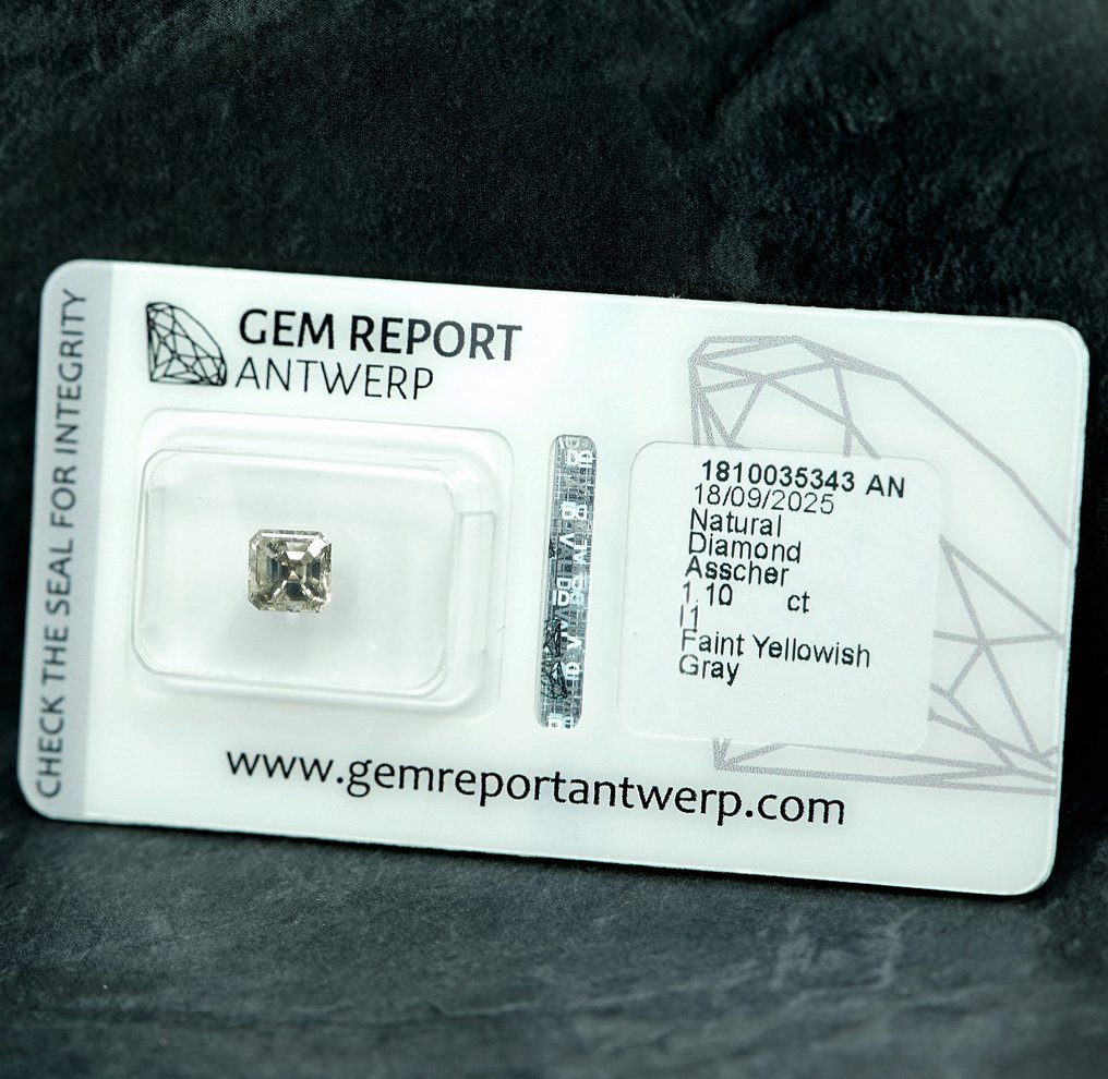 1 pcs Διαμάντι  (Φυσικού χρώματος)  - 1.10 ct - Τετράγωνο - Faint Κιτρινωπό Γκρίζο - I1 - Gem Report Antwerp (GRA) #1.0