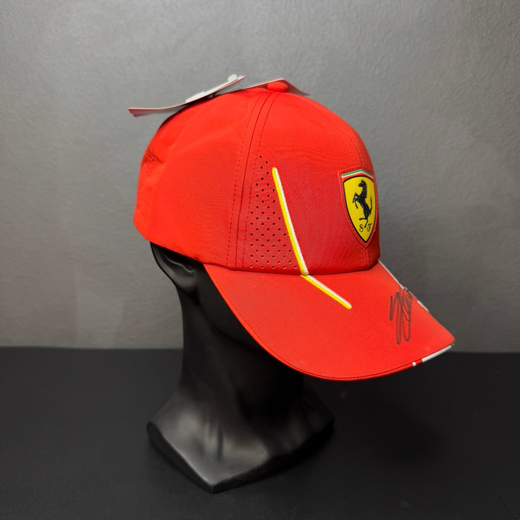 Ferrari - Formula One - Charles Leclerc - 2024 - Team wear #2.1