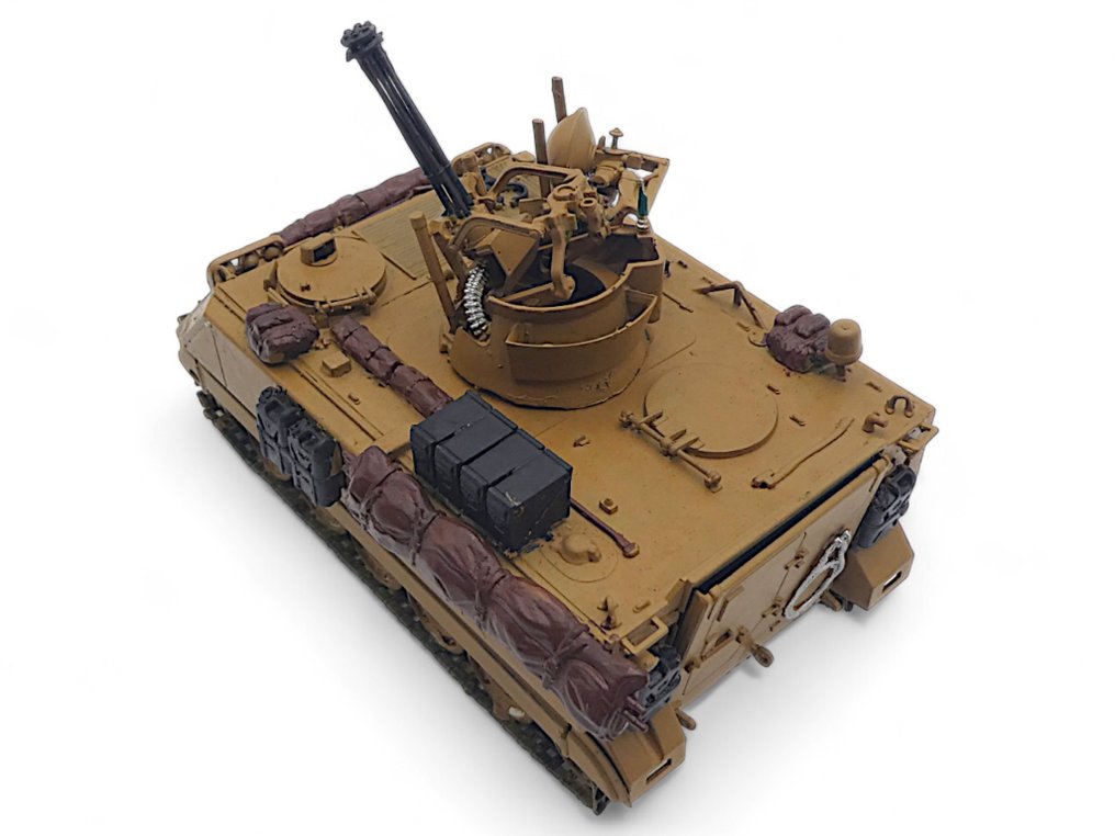 U.S. Army (USA) 1:35 - Model military vehicle  (3) - Buffalo 6x6 MPCV / M163 Vulcan Air Defense System / M1046 Humvee TOW - This We'll Defend #2.1