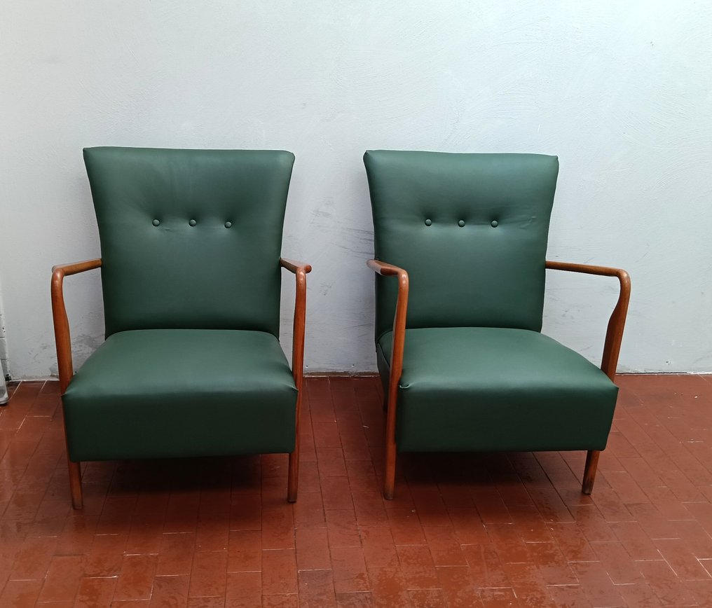 Cassina - studio tecnico - 扶手椅子 (2) - 401 - 胡桃木, 小牛皮 - 真皮包覆 #2.1