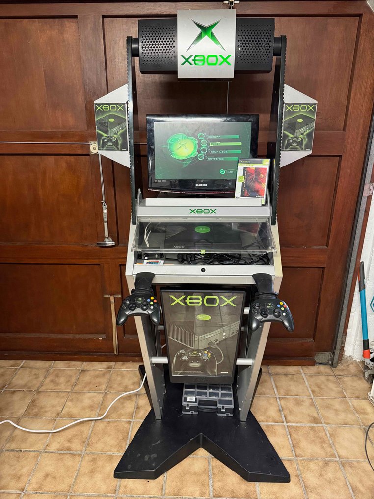 Microsoft - Xbox original - X-Stand Kiosk 1st generation Demopod - Video game #1.0