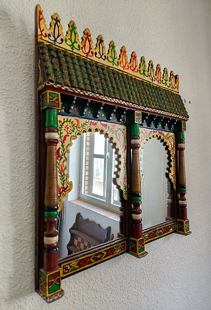 墙面镜子  - 彩色木材，玻璃 #2.1