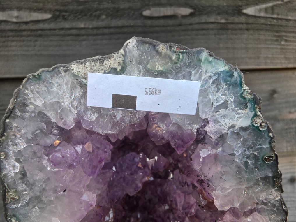 NO RESERVE PRICE Amethyst Geode - Rare Formations Amethyst - Height: 28.5 cm - Width: 15 cm- 5.56 kg #3.2