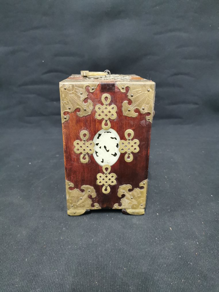 3 Portagioie cinese in legno laccato e ottone con dimensioni diversi - Sieradendoos (3) - Hout, Messing #2.1